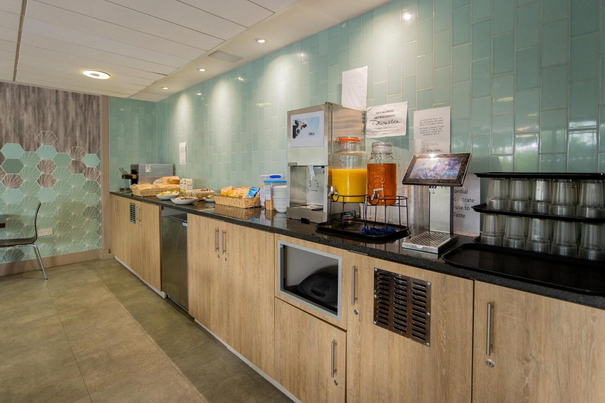 Keynes College Hotel Canterbury Bagian luar foto